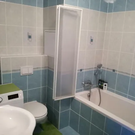 New Barrandov Apartment Prag